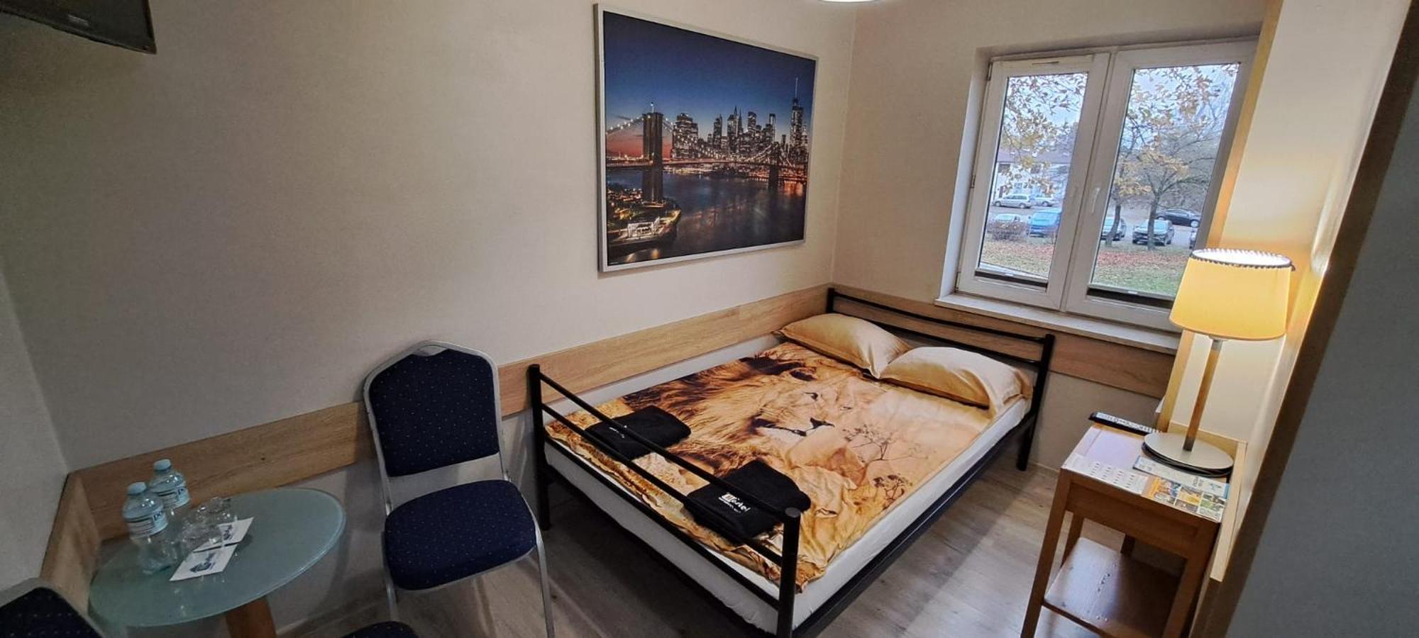 Hostel Centrum ラドム エクステリア 写真