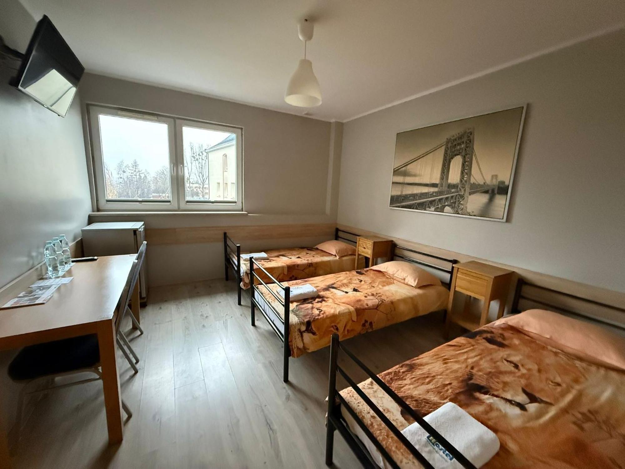 Hostel Centrum ラドム エクステリア 写真